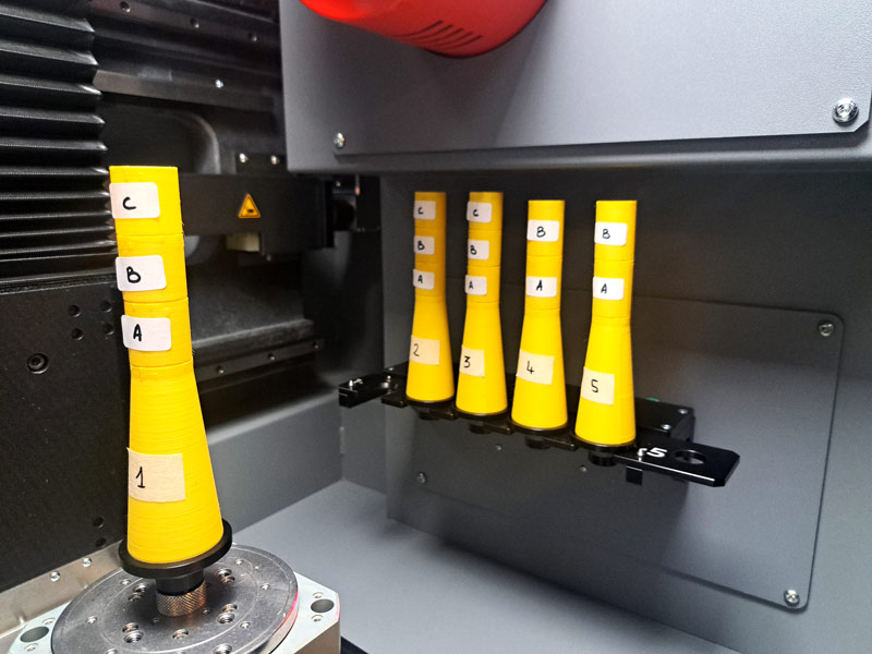 Chargeur d'échantillon | tomographie industrielle automatisée