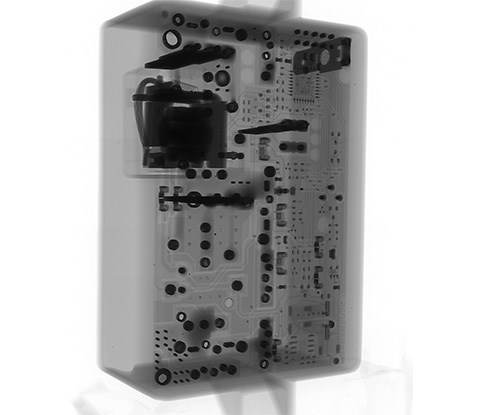 Composant electronique vu en tomographie