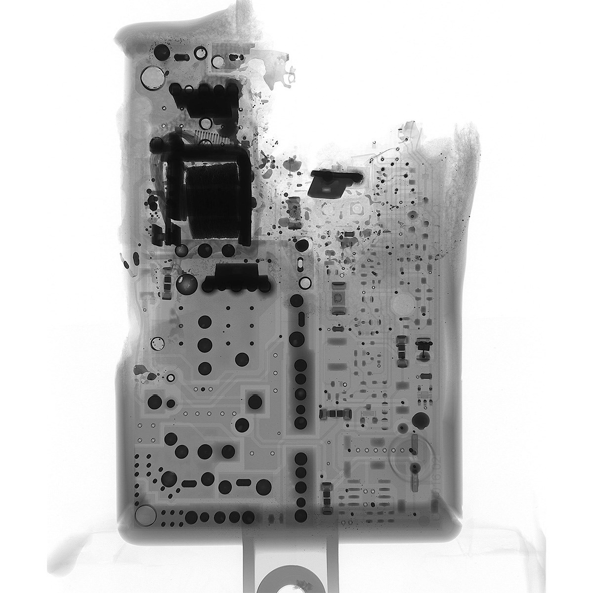 composant electronique burnt_tomography_RX_Solutions
