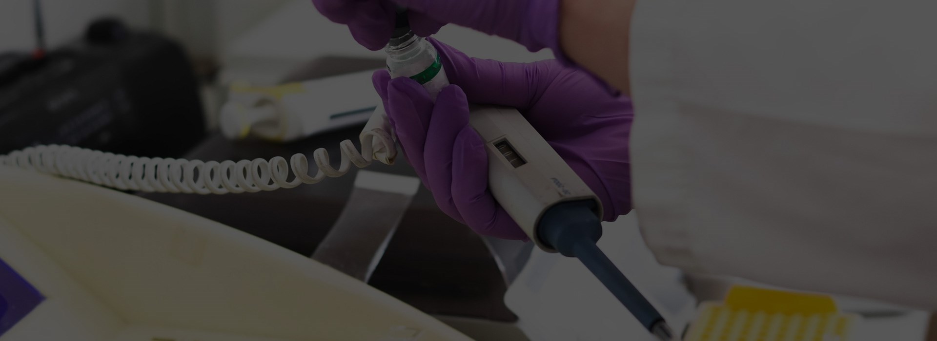 Tomographie pour l'industrie médicale et dentaireValidez vos   dispositifs médicaux  en toute confiance
